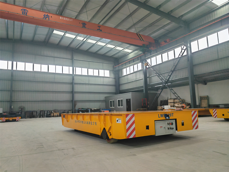 20 टन ट्रैवल कार