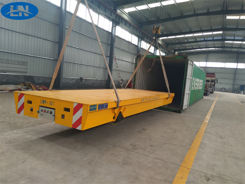 ट्रैकलेस परिवहन कार्ट