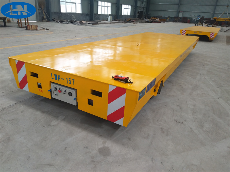 ट्रैकलेस परिवहन कार्ट