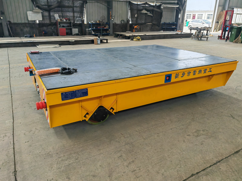 कार्यशालाओं के लिए बहुमुखी 30T मोल्ड परिवहन समाधान