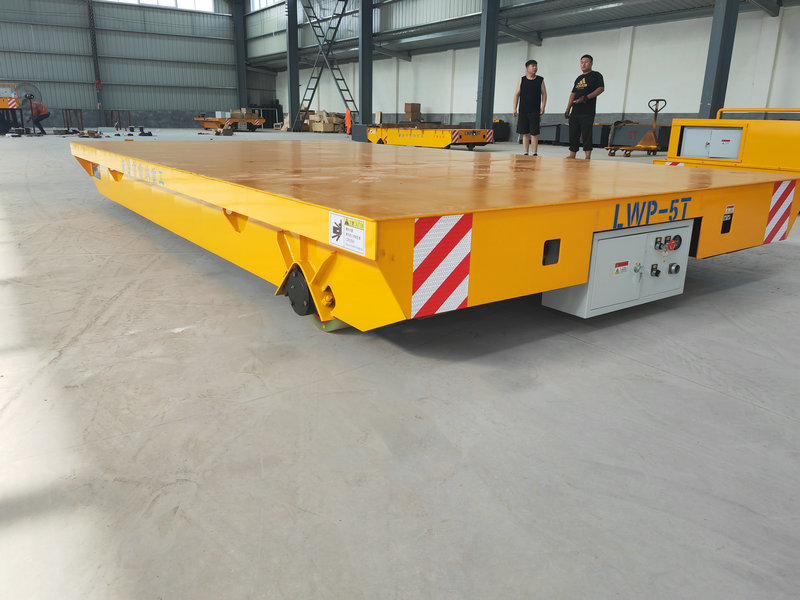 स्मार्ट ट्रैकलेस इलेक्ट्रिक फ्लैट कार