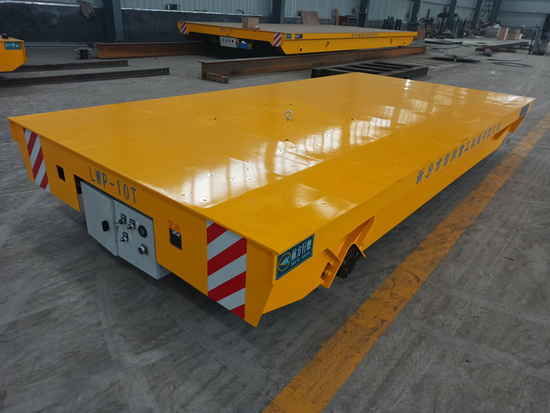 ट्रैकलेस इलेक्ट्रिक ट्रांसफर वाहन प्रभावी परिवहन का एक नया युग खोलता है