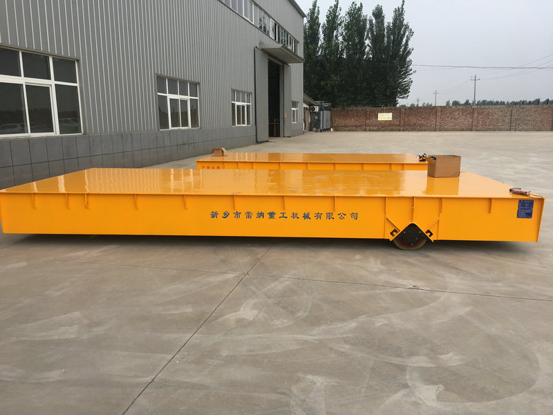 30 टन खनन ट्रैकलेस वाहनों