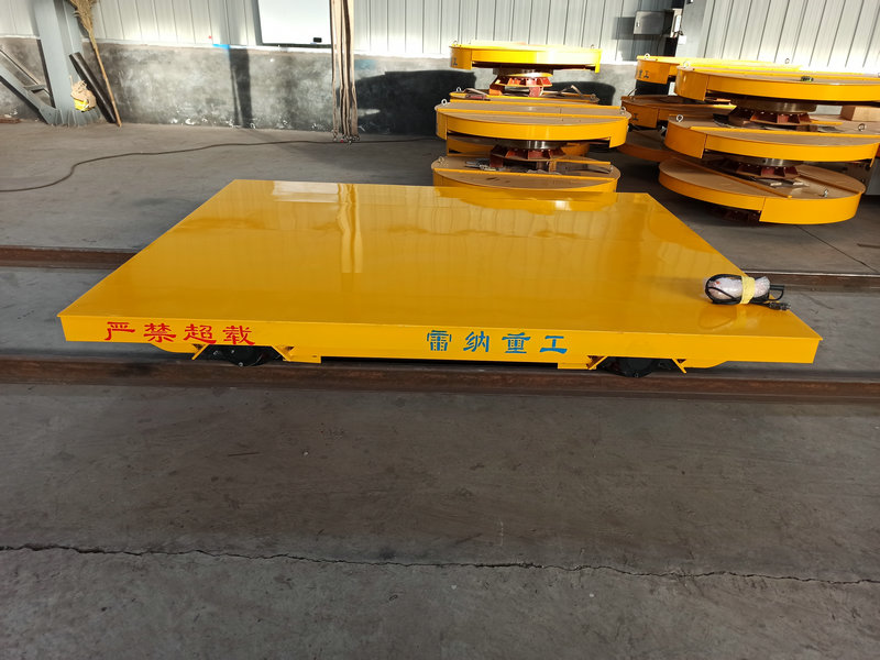 रेल चालक ट्रांसफर ट्रॉली