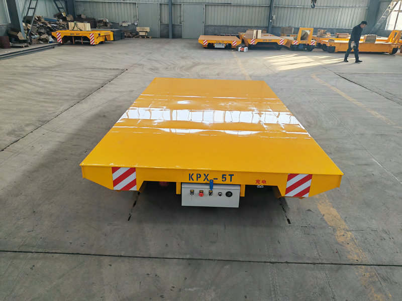 5 टन खनन ट्रैकलेस ट्रांसफर वाहनों