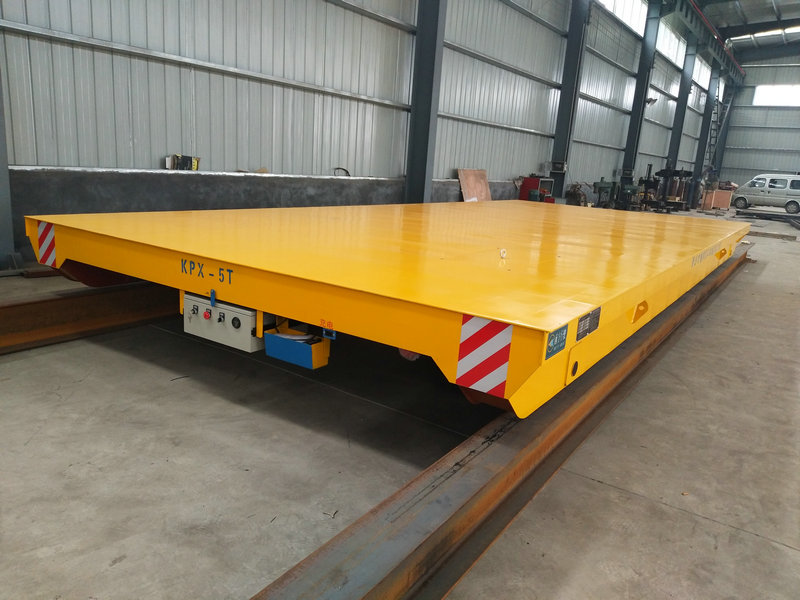 रेल चालक कार्यशाला चार्जिंग कार्ट बैटरी Powered Moving Platform