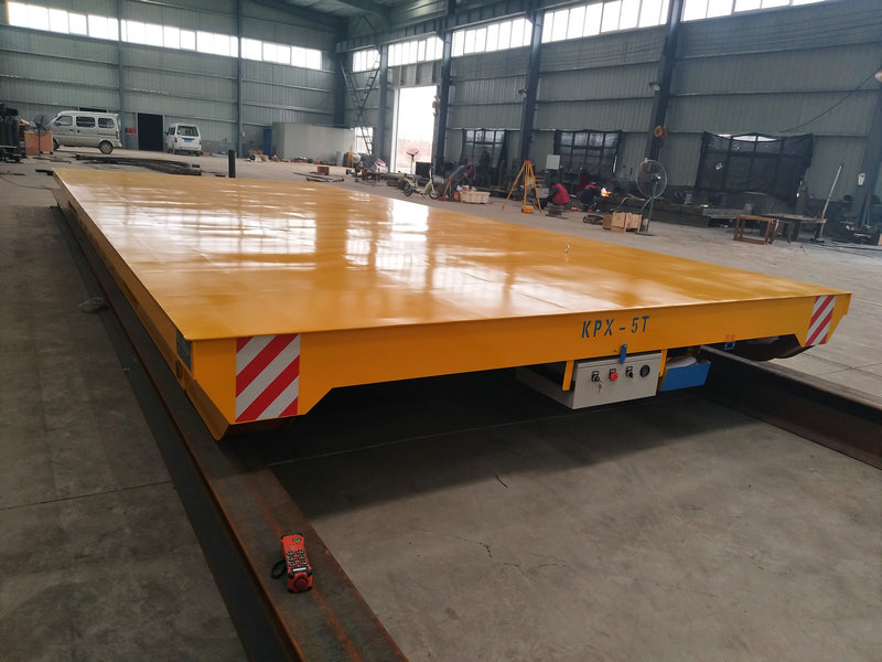 रेल चालक कार्यशाला चार्जिंग कार्ट बैटरी Powered Moving Platform