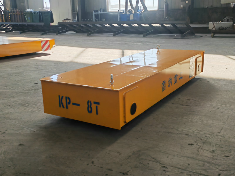 अनियंत्रित रेल ट्रांसफर ट्रॉली