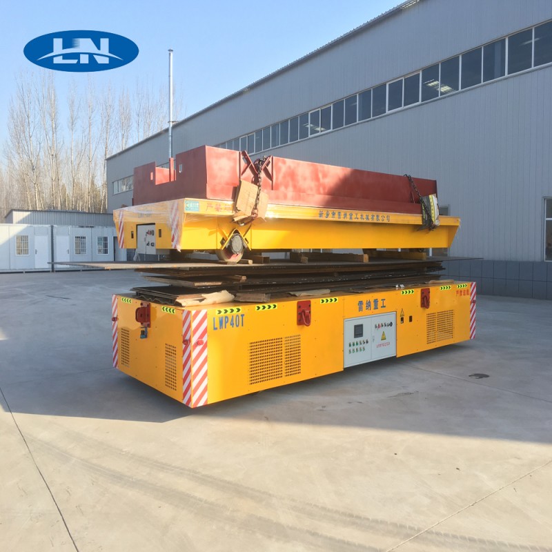 एक ट्रैकलेस इलेक्ट्रिक ट्रांसफर कार कैसे काम करती है